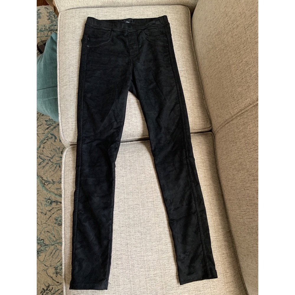 Jeggings (Black Camo, size XS)